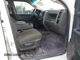 2018 Ram 2500 Tradesman with VIN 3C6UR5HJ0JG150860, listed as a IAAI auction lot 42163239 with 226,893 mi miles. Bid and sale history available at carsss.com. Image 5.