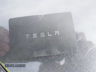 2024 Tesla Model 3 z VIN 5YJ3E1EA4RF742745, wystawiony jako IAAI lot #42085235 z przebiegiem 28 094 mil mil oraz . Historia ofert i sprzedaży dostępna na DreamBid. Obrazek 11.