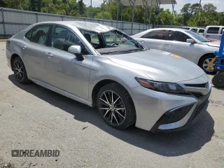 2022 Toyota Camry SE with VIN 4T1G11AK0NU699014, listed as a Copart auction lot 55073135 with Not Provided miles and Non Repairable. Bid and sale history available at DreamBid. Image 4.