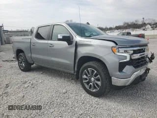 2025 Chevrolet Silverado 1500 LT with VIN 1GCPKKEK4SZ100423, listed as a Copart auction lot 49701795 with 4,134 mi miles and Salvage Title. Bid and sale history available at DreamBid. Image 4.