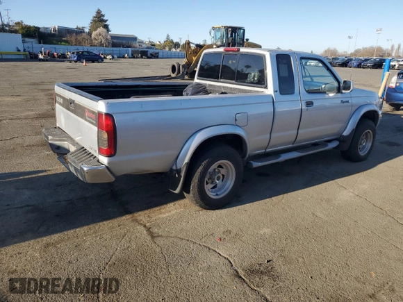 2000 Nissan Frontier XE with VIN 1N6ED26T1YC327635, listed as a Copart auction lot 43149525 with 922,578 mi miles and Salvage title. Bid and sale history available at DreamBid. Image 3.