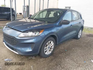 2020 Ford Escape S с VIN 1FMCU0F61LUC62065, выставлен на аукционе IAAI как лот 42442092 с пробегом 47 802 миль миль и . История ставок и продаж доступна на DreamBid. Изображение 2.