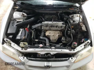 2000 Honda Accord LX z VIN 1HGCG5643YA059339, wystawiony jako Copart lot #42153695 z przebiegiem 169 380 mil mil oraz Szkoda całkowita • Salvage title. Historia ofert i sprzedaży dostępna na DreamBid. Obrazek 11.