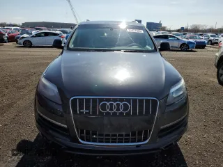 2014 Audi Q7 Premium Plus with VIN WA1LMAFE2ED013546, listed as a Copart auction lot 51327055 with 122,951 mi miles and Clean title. Bid and sale history available at DreamBid. Image 5.