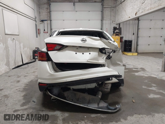 2019 Nissan Altima 2.5 Platinum with VIN 1N4BL4FW7KN304666, listed as a IAAI auction lot 41255237 with 36,863 mi miles. Bid and sale history available at carsss.com. Image 16.