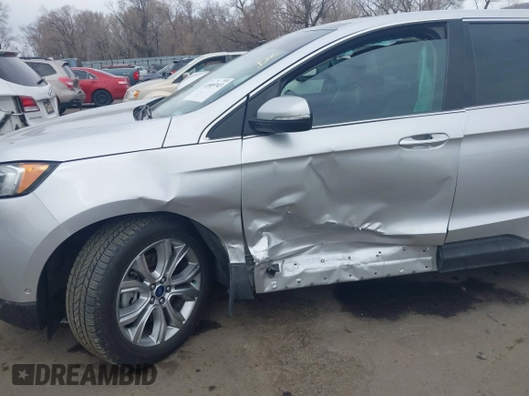 2019 Ford Edge Titanium with VIN 2FMPK4K92KBB89260, listed as a IAAI auction lot 41885743 with 80,001 mi miles. Bid and sale history available at carsss.com. Image 6.