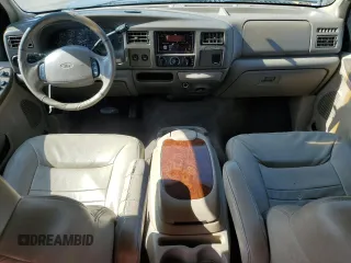 2001 Ford Excursion Limited with VIN 1FMNU42S21EA08925, listed as a Copart auction lot 59700105 with 135,317 mi miles and Clean title. Bid and sale history available at DreamBid. Image 8.