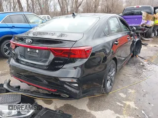 2020 Kia Forte GT-Line with VIN 3KPF34ADXLE251517, listed as a IAAI auction lot 41514355 with 80,588 mi miles. Bid and sale history available at carsss.com. Image 4.
