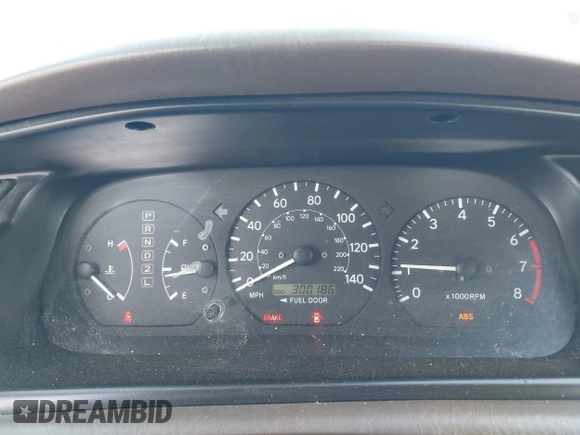2000 Toyota Camry LE z VIN JT2BF22K5Y0258522, wystawiony jako IAAI lot #41998874 z przebiegiem 300 186 mil mil oraz . Historia ofert i sprzedaży dostępna na DreamBid. Obrazek 7.