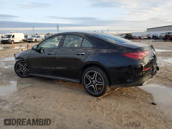 2024 Mercedes-Benz CLA 250 z VIN W1K5J4HB5RN452015, wystawiony jako Copart lot #79167324 z przebiegiem 4 767 mil mil oraz Szkoda całkowita • Salvage title. Historia ofert i sprzedaży dostępna na DreamBid. Obrazek 2.