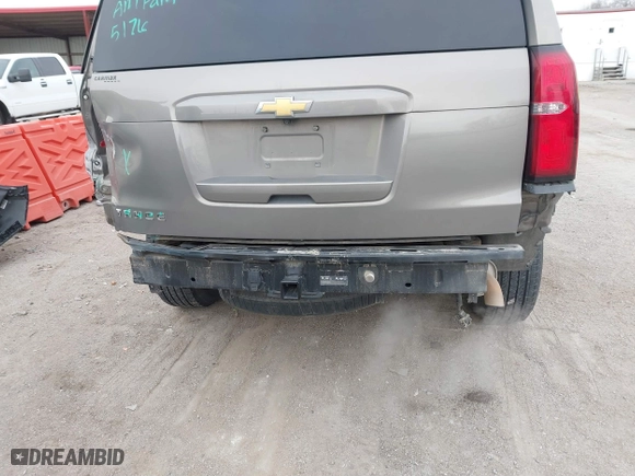 2017 Chevrolet Tahoe LT with VIN 1GNSCBKC0HR228016, listed as a IAAI auction lot 41232841 with 105,385 mi miles. Bid and sale history available at carsss.com. Image 6.
