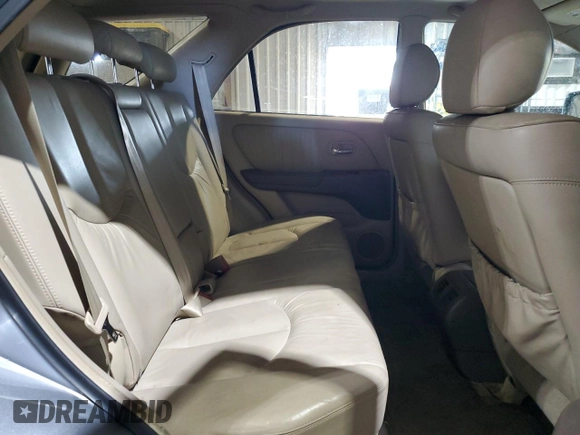 2003 Lexus RX 300 z VIN JTJHF10U630299750, wystawiony jako Copart lot #45002985 z przebiegiem 211 680 mil mil oraz Czysty tytuł • Clean title. Historia ofert i sprzedaży dostępna na DreamBid. Obrazek 11.