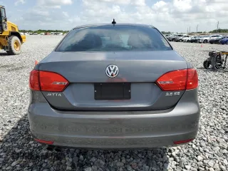 2011 Volkswagen Jetta SE с VIN 3VWDX7AJ8BM364550, выставлен на аукционе Copart как лот 60610435 с пробегом 110 391 миль миль и Списание • Salvage title. История ставок и продаж доступна на DreamBid. Изображение 6.