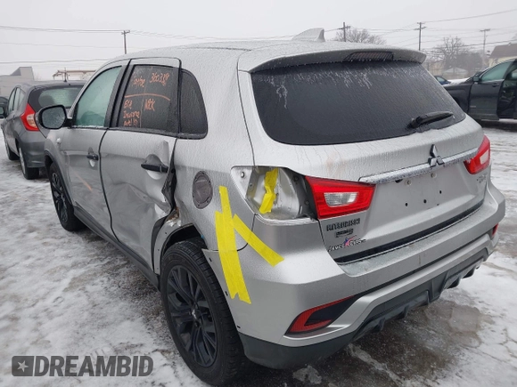 2019 Mitsubishi Outlander ES z VIN JA4AR3AU6KU022815, wystawiony jako IAAI lot #41511268 z przebiegiem 59 781 mil mil oraz . Historia ofert i sprzedaży dostępna na DreamBid. Obrazek 3.
