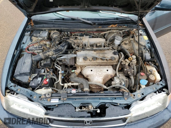 1996 Honda Accord EX with VIN 1HGCD5651TA188013, listed as a Copart auction lot 79533564 with 286,325 mi miles and Clean Title. Bid and sale history available at DreamBid. Image 11.