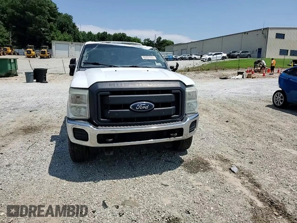 2013 Ford F-250 XL with VIN 1FT7W2B62DEB41705, listed as a Copart auction lot 62207935 with 397,956 mi miles and Salvage title. Bid and sale history available at DreamBid. Image 13.