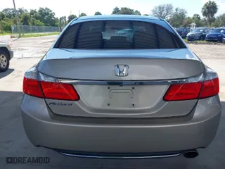 2014 Honda Accord Sedan LX with VIN 1HGCR2F32EA265540, listed as a IAAI auction lot 40387820 with 118,452 mi miles. Bid and sale history available at carsss.com. Image 17.