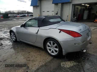 2004 Nissan 350Z Enthusiast z VIN JN1AZ36A54T015600, wystawiony jako Copart lot #53322995 z przebiegiem 114 850 mil mil oraz Czysty tytuł • Clean title. Historia ofert i sprzedaży dostępna na DreamBid. Obrazek 2.