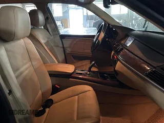 2011 BMW X5 35d with VIN 5UXZW0C55BL661651, listed as a Copart auction lot 61866905 with 162,927 mi miles and Clean title. Bid and sale history available at DreamBid. Image 5.