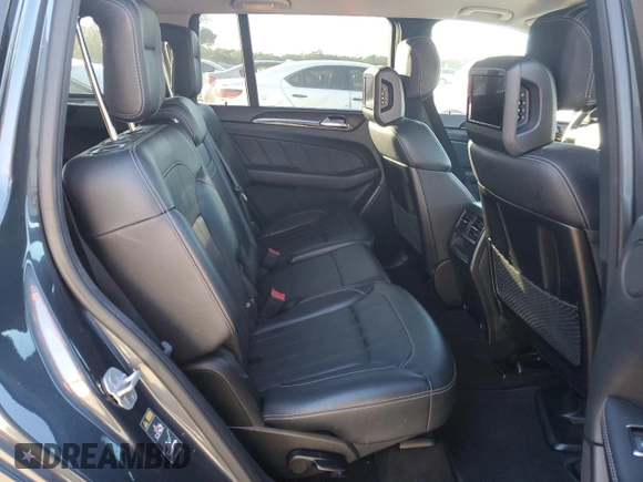 2015 Mercedes-Benz GL-Class GL 350 BlueTEC with VIN 4JGDF2EEXFA535688, listed as a Copart auction lot 82636453 with 105,781 mi miles. Bid and sale history available at carsss.com. Image 10.