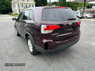 2014 Kia Sorento LX with VIN 5XYKT3A65EG487511, listed as a Copart auction lot 55742755 with 169,239 mi miles and Clean Title. Bid and sale history available at DreamBid. Image 3.