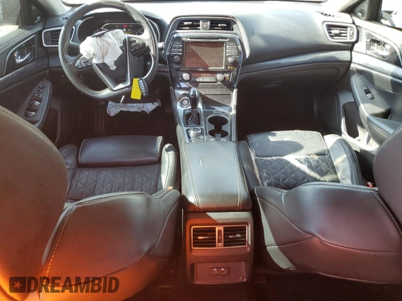 2019 Nissan Maxima Platinum z VIN 1N4AA6AV7KC381982, wystawiony jako Copart lot #49388165 z przebiegiem 70 322 mil mil oraz Szkody całkowita. Historia ofert i sprzedaży dostępna na DreamBid. Obrazek 8.