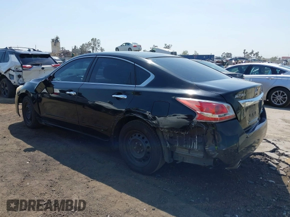 2015 Nissan Altima 2.5 z VIN 1N4AL3AP2FN914521, wystawiony jako IAAI lot #41987003 z przebiegiem 143 981 mil mil oraz . Historia ofert i sprzedaży dostępna na DreamBid. Obrazek 3.