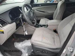 2018 Hyundai Tucson SEL z VIN KM8J3CA43JU645083, wystawiony jako Copart lot #50911035 z przebiegiem 68 777 mil mil oraz Szkoda całkowita • Salvage title. Historia ofert i sprzedaży dostępna na DreamBid. Obrazek 7.