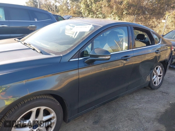 2015 Ford Fusion SE with VIN 3FA6P0H78FR197702, listed as a IAAI auction lot 41502963 with 76,383 mi miles. Bid and sale history available at carsss.com. Image 14.