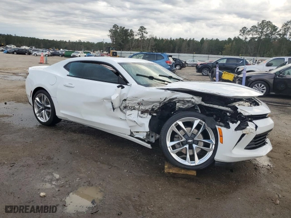 2017 Chevrolet Camaro 2LT with VIN 1G1FD1RX9H0103975, listed as a Copart auction lot 83843944 with 71,290 mi miles and Salvage Title. Bid and sale history available at carsss.com. Image 4.