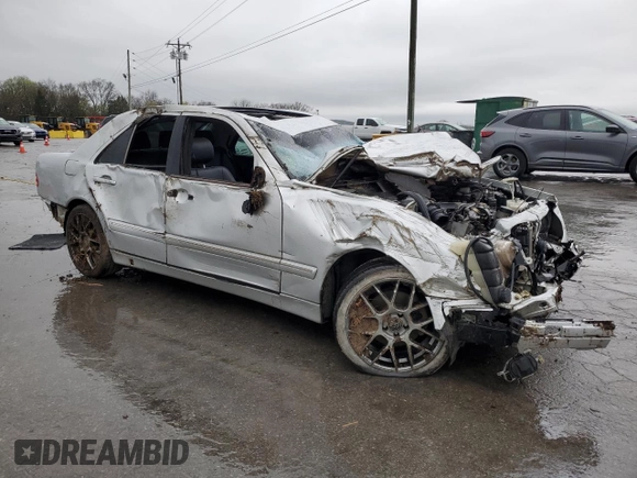 2001 Mercedes-Benz E-Class with VIN WDBJF65J71B282195, listed as a Copart auction lot 51190135 with 0 mi miles and Non Repairable. Bid and sale history available at carsss.com. Image 4.