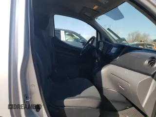 2014 Nissan NV200 S z VIN 3N6CM0KN4EK698233, wystawiony jako Copart lot #48048455 z przebiegiem 119 705 mil mil oraz Szkoda całkowita • Salvage title. Historia ofert i sprzedaży dostępna na DreamBid. Obrazek 10.