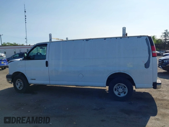2007 Chevrolet Express Cargo with VIN 1GCGG29V871216560, listed as a IAAI auction lot 42362502 with 176,114 mi miles and . Bid and sale history available at DreamBid. Image 15.