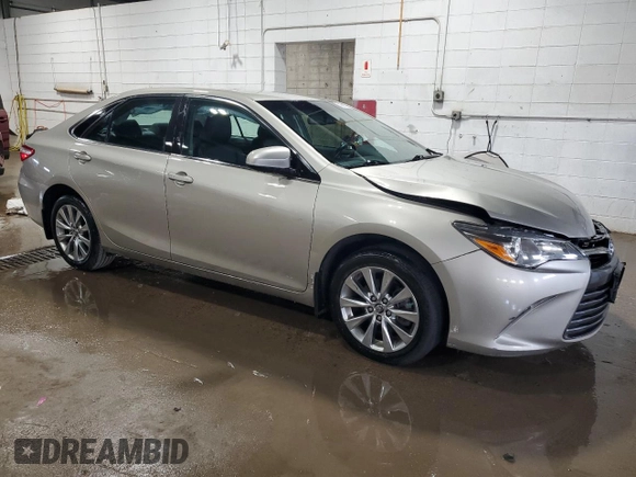 2015 Toyota Camry XLE with VIN 4T4BF1FK3FR490877, listed as a Copart auction lot 53581385 with 76,286 mi miles and Salvage Title. Bid and sale history available at carsss.com. Image 4.