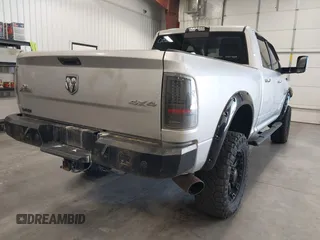 2015 Ram 2500 SLT with VIN 3C6UR5DL4FG614148, listed as a IAAI auction lot 42137073 with 172,705 mi miles. Bid and sale history available at carsss.com. Image 4.