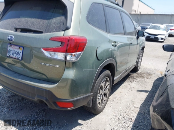 2019 Subaru Forester Premium with VIN JF2SKAEC4KH451448, listed as a IAAI auction lot 42279690 with 99,219 mi miles and . Bid and sale history available at DreamBid. Image 4.