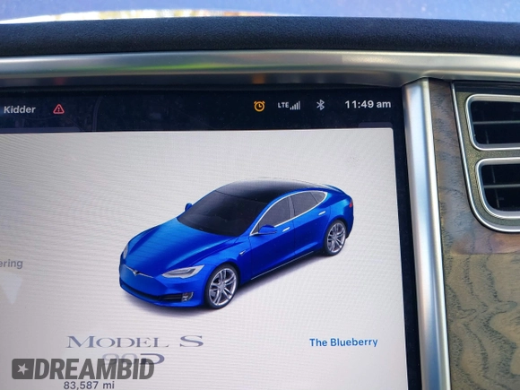 2016 Tesla Model S 90D with VIN 5YJSA1E25GF144614, listed as a IAAI auction lot 40941311 with 83,587 mi miles and . Bid and sale history available at DreamBid. Image 7.