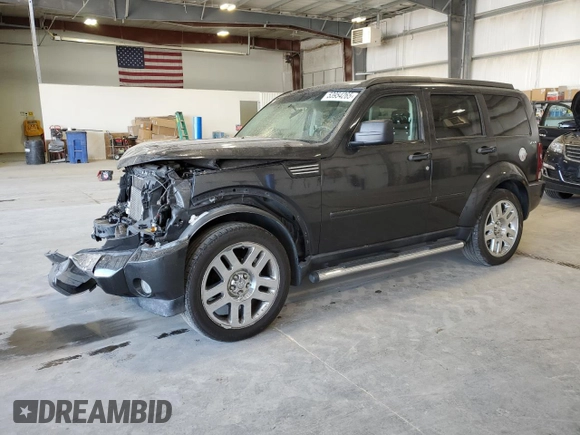 2010 Dodge Nitro SE z VIN 1D4PU2GK9AW141981, wystawiony jako Copart lot #53954265 z przebiegiem 109 669 mil mil oraz Szkoda całkowita • Salvage title. Historia ofert i sprzedaży dostępna na DreamBid. Obrazek 1.