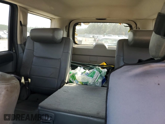 2007 Jeep Commander Sport with VIN 1J8HG48K47C675993, listed as a Copart auction lot 42962695 with 274,182 mi miles and Salvage title. Bid and sale history available at DreamBid. Image 10.