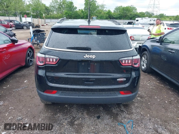 2017 Jeep Compass Latitude with VIN 3C4NJCBB3HT653021, listed as a IAAI auction lot 42263281 with 91,076 mi miles and . Bid and sale history available at DreamBid. Image 16.
