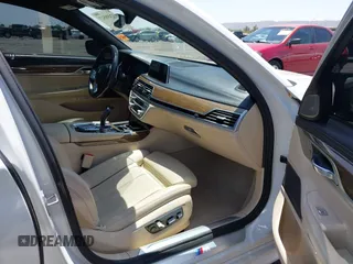 2016 BMW 7 Series 740i с VIN WBA7E2C50GG504050, выставлен на аукционе IAAI как лот 42498517 с пробегом 79 427 миль миль и . История ставок и продаж доступна на DreamBid. Изображение 5.