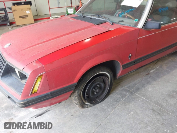 1982 Ford Mustang z VIN 1FABP10A9CF188186, wystawiony jako IAAI lot #42399298 z przebiegiem 88 424 mil mil oraz . Historia ofert i sprzedaży dostępna na DreamBid. Obrazek 6.