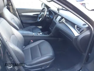 2019 Infiniti QX50 Luxe with VIN 3PCAJ5M34KF126269, listed as a IAAI auction lot 41278165 with 88,413 mi miles and . Bid and sale history available at DreamBid. Image 5.