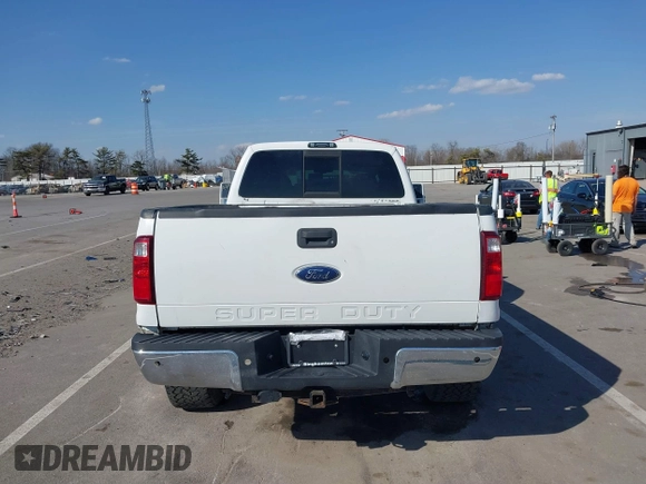 2008 Ford F-250 XL z VIN 1FTSX21RX8EB63847, wystawiony jako IAAI lot #41794531 z przebiegiem 263 884 mil mil oraz . Historia ofert i sprzedaży dostępna na DreamBid. Obrazek 16.