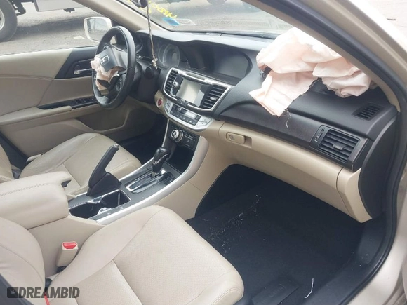 2015 Honda Accord Sedan EX-L with VIN 1HGCR2F88FA076288, listed as a IAAI auction lot 41804674 with 139,689 mi miles. Bid and sale history available at carsss.com. Image 5.