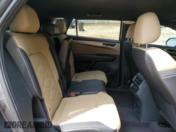 2024 Volkswagen Atlas SE z VIN 1V2WE2CA0RC209115, wystawiony jako Copart lot #54982565 z przebiegiem 13 879 mil mil oraz Szkoda całkowita • Salvage title. Historia ofert i sprzedaży dostępna na DreamBid. Obrazek 11.
