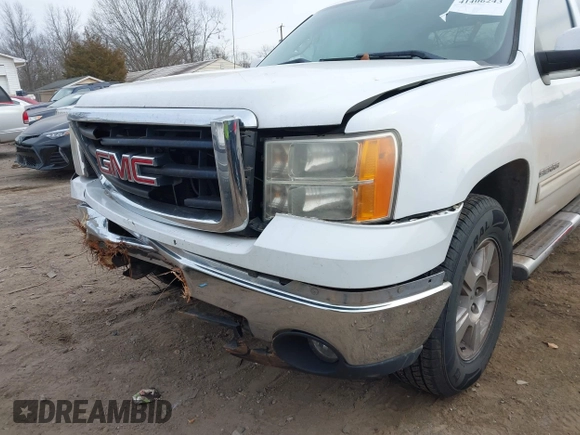 2010 GMC Sierra 1500 SLT z VIN 3GTRCWE00AG287606, wystawiony jako IAAI lot #41406243 z przebiegiem 218 866 mil mil oraz . Historia ofert i sprzedaży dostępna na DreamBid. Obrazek 12.