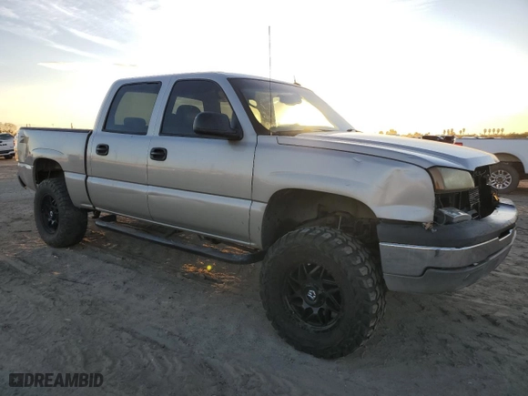 2004 Chevrolet Silverado 1500 Crew Cab LS with VIN 2GCEK13T641313236, listed as a Copart auction lot 81387004 with 189,694 mi miles and Salvage Title. Bid and sale history available at carsss.com. Image 4.