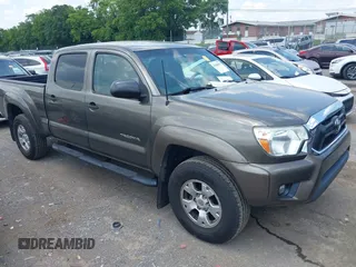 2012 Toyota Tacoma z VIN 3TMMU4FN1CM045739, wystawiony jako IAAI lot #42545957 z przebiegiem 195 401 mil mil oraz . Historia ofert i sprzedaży dostępna na DreamBid. Obrazek 1.
