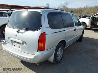 2000 Nissan Quest GXE with VIN 4N2XN11T2YD807250, listed as a IAAI auction lot 41711556 with 122,831 mi miles. Bid and sale history available at carsss.com. Image 4.